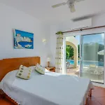 Вілла Casa De Amanha 450 Mts To The With Beautiful Garden And Heated Saltwater Pool *