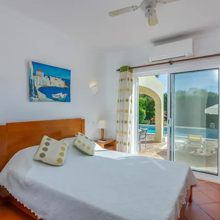 Casa De Amanha 450 Mts To The With Beautiful Garden And Heated Saltwater Pool * Albufeira