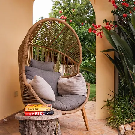 Villa Casa De Amanha 450 Mts To The With Beautiful Garden And Heated Saltwater Pool *