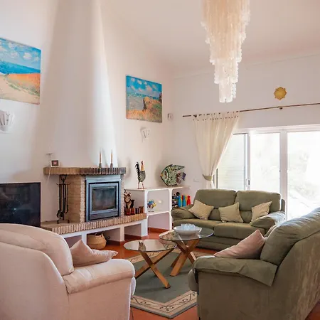 Casa De Amanha 450 Mts To The With Beautiful Garden And Heated Saltwater Pool Αλμπουφέιρα