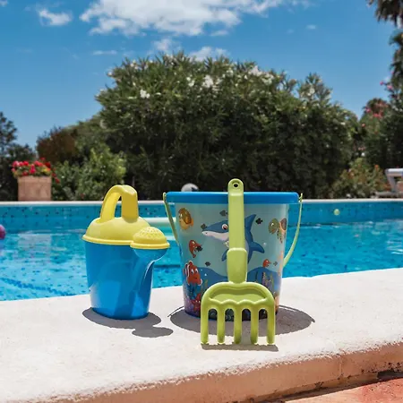 Casa De Amanha 450 Mts To The With Beautiful Garden And Heated Saltwater Pool