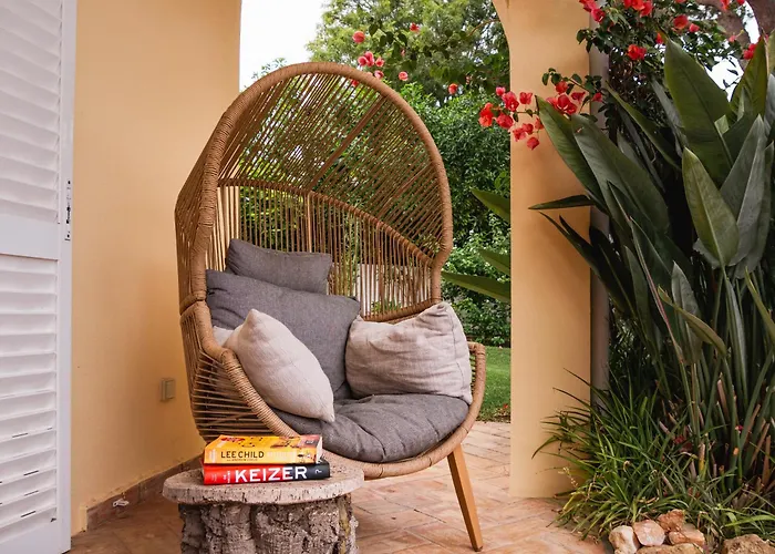 别墅 Casa De Amanha 450 Mts To The With Beautiful Garden And Heated Saltwater Pool *