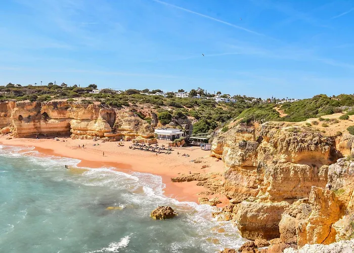 Casa De Amanha 450 Mts To The With Beautiful Garden And Heated Saltwater Pool 别墅 阿尔布费拉