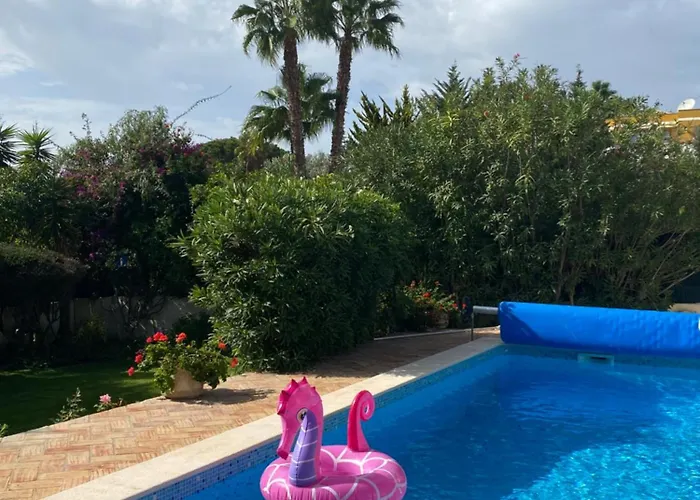 别墅 Casa De Amanha 450 Mts To The With Beautiful Garden And Heated Saltwater Pool 阿尔布费拉